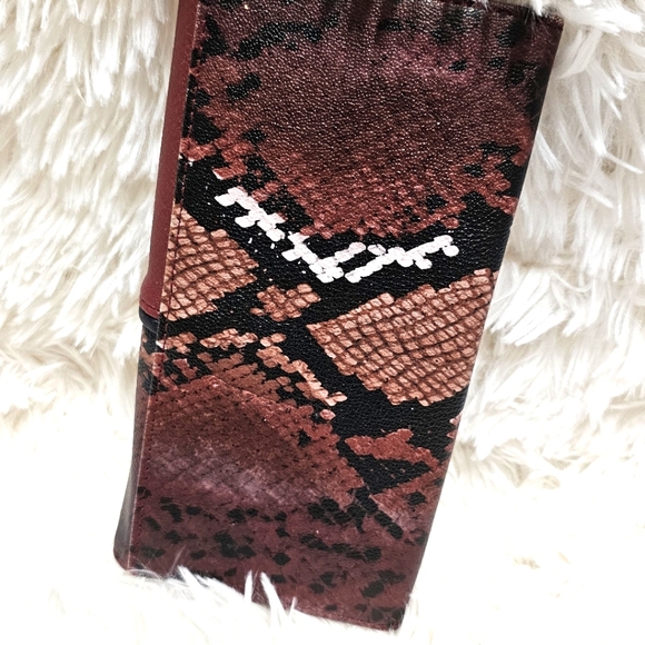Miche Bags Miche Wallet Faux Print Snake Slim Design Wallet Retired Vintage - Picture 9 of 9
